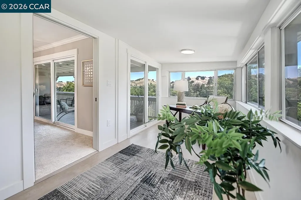 2916 Tice Creek Walnut Creek CA 94595