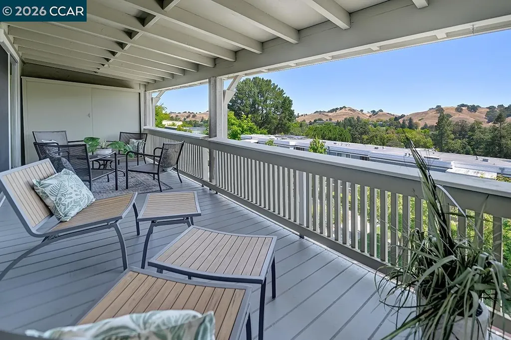 2916 Tice Creek Walnut Creek CA 94595