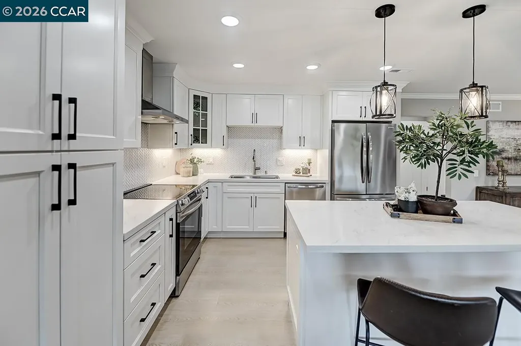 2916 Tice Creek Walnut Creek CA 94595