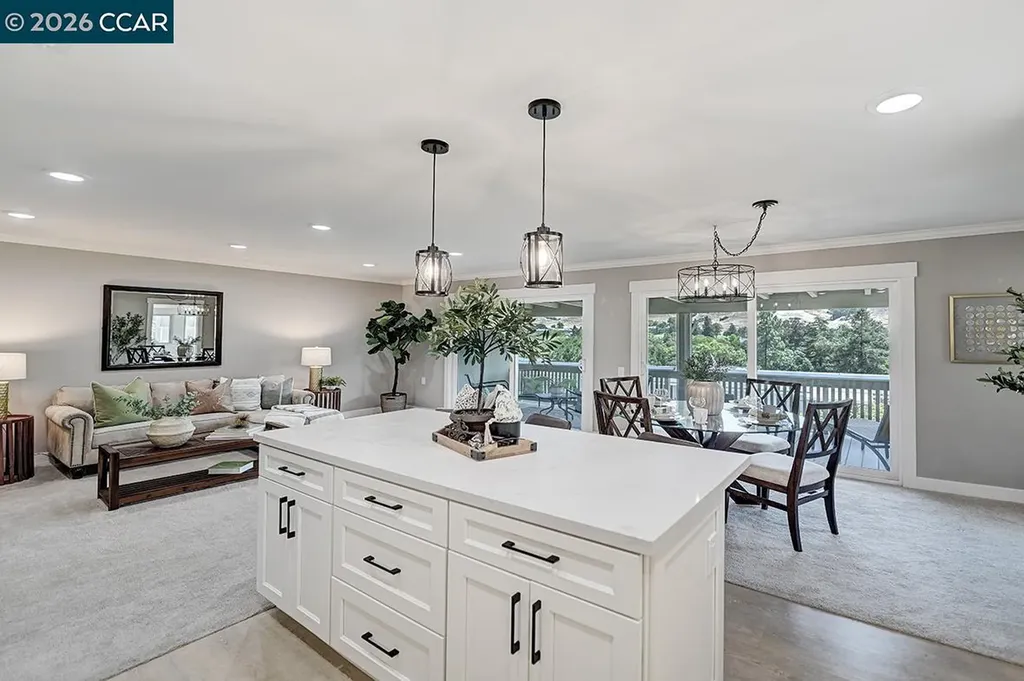 2916 Tice Creek Walnut Creek CA 94595
