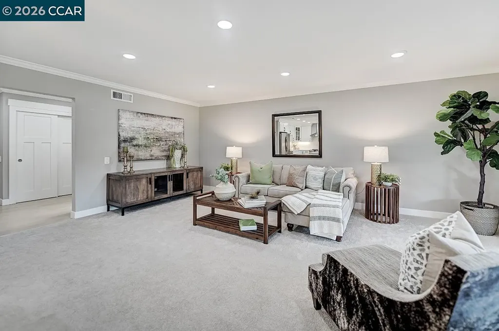 2916 Tice Creek Walnut Creek CA 94595