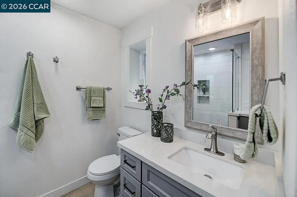 2916 Tice Creek Walnut Creek CA 94595