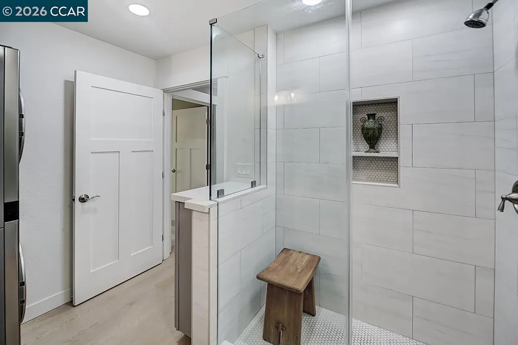 2916 Tice Creek Walnut Creek CA 94595