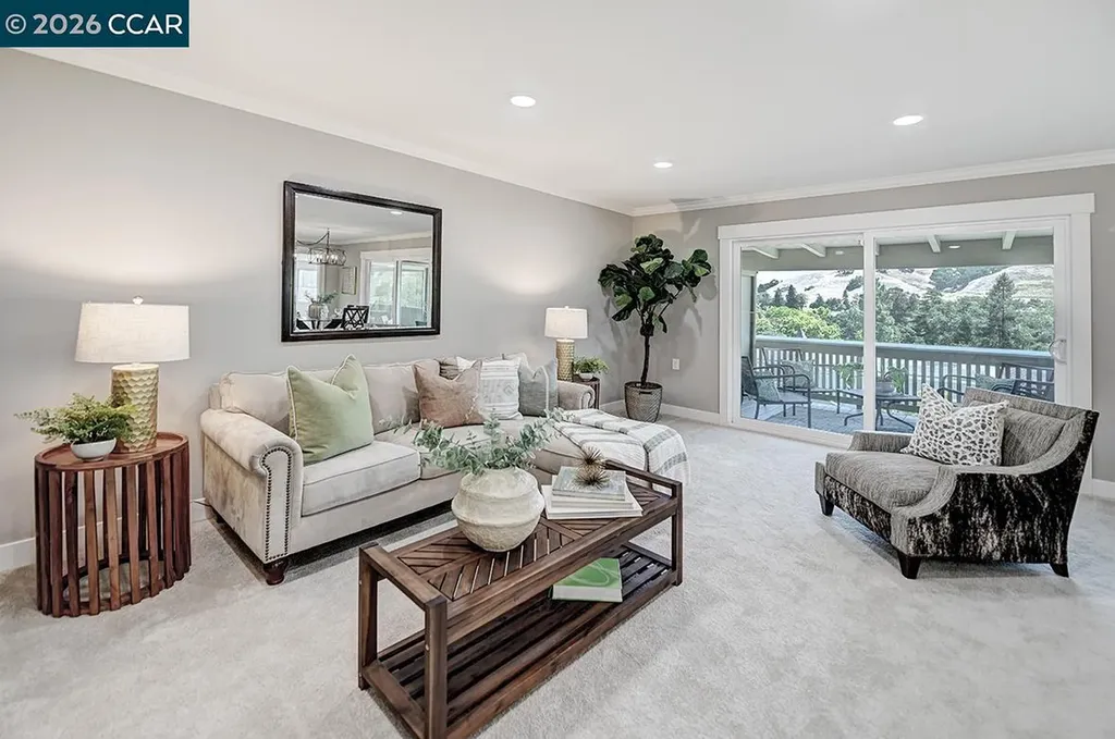 2916 Tice Creek Walnut Creek CA 94595