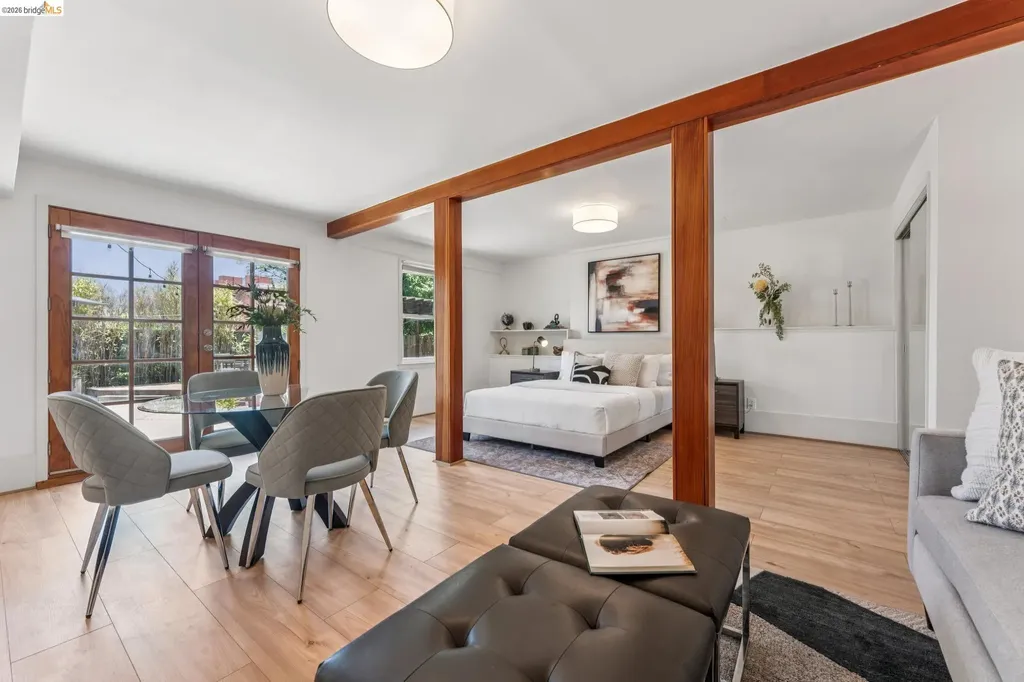 455 Lagunitas Avenue Oakland CA 94610