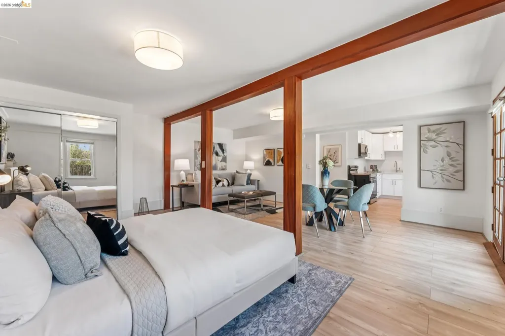 455 Lagunitas Avenue Oakland CA 94610