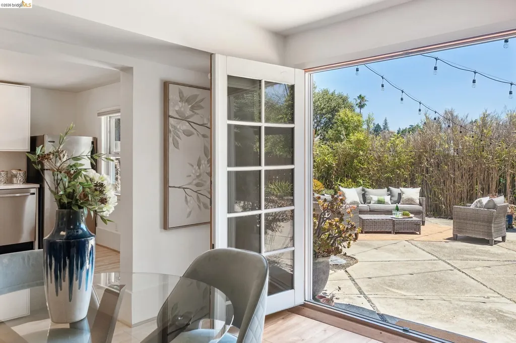 455 Lagunitas Avenue Oakland CA 94610