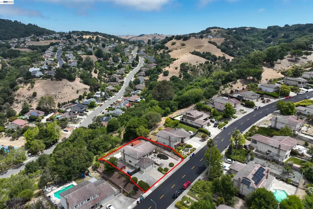5219 Heavenly Ridge Lane Richmond CA 94803