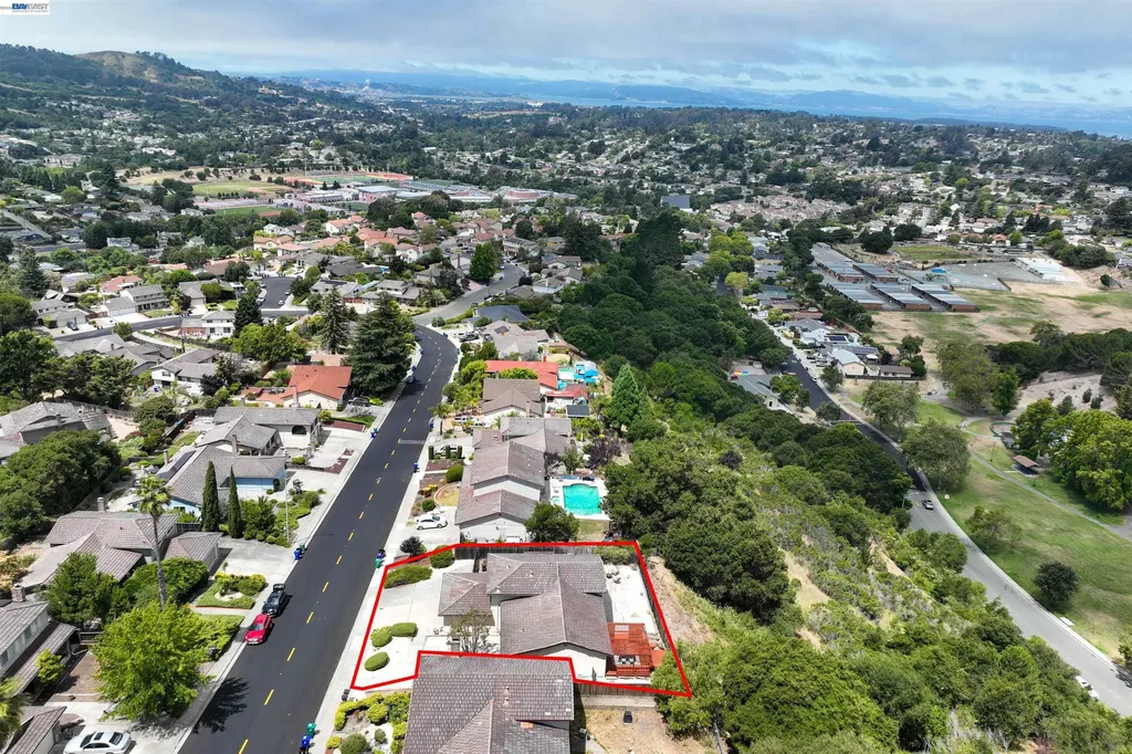 5219 Heavenly Ridge Lane Richmond CA 94803
