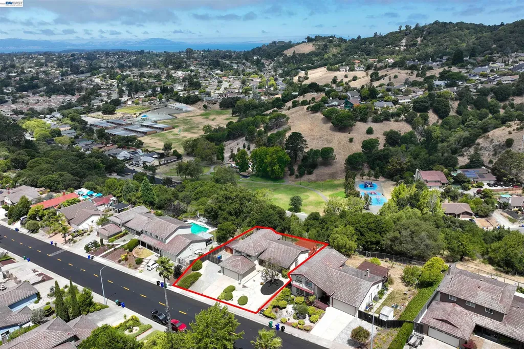 5219 Heavenly Ridge Lane Richmond CA 94803