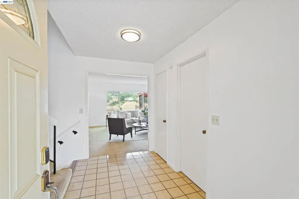 5219 Heavenly Ridge Lane Richmond CA 94803
