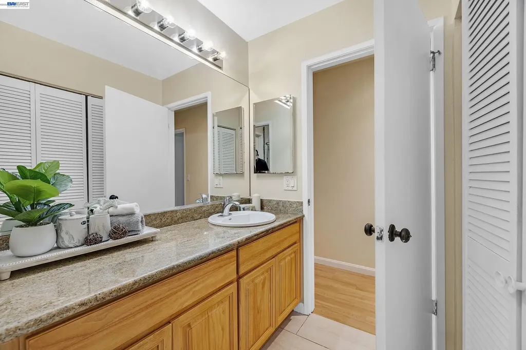 1029 Cheryl Ann Circle Hayward CA 94544