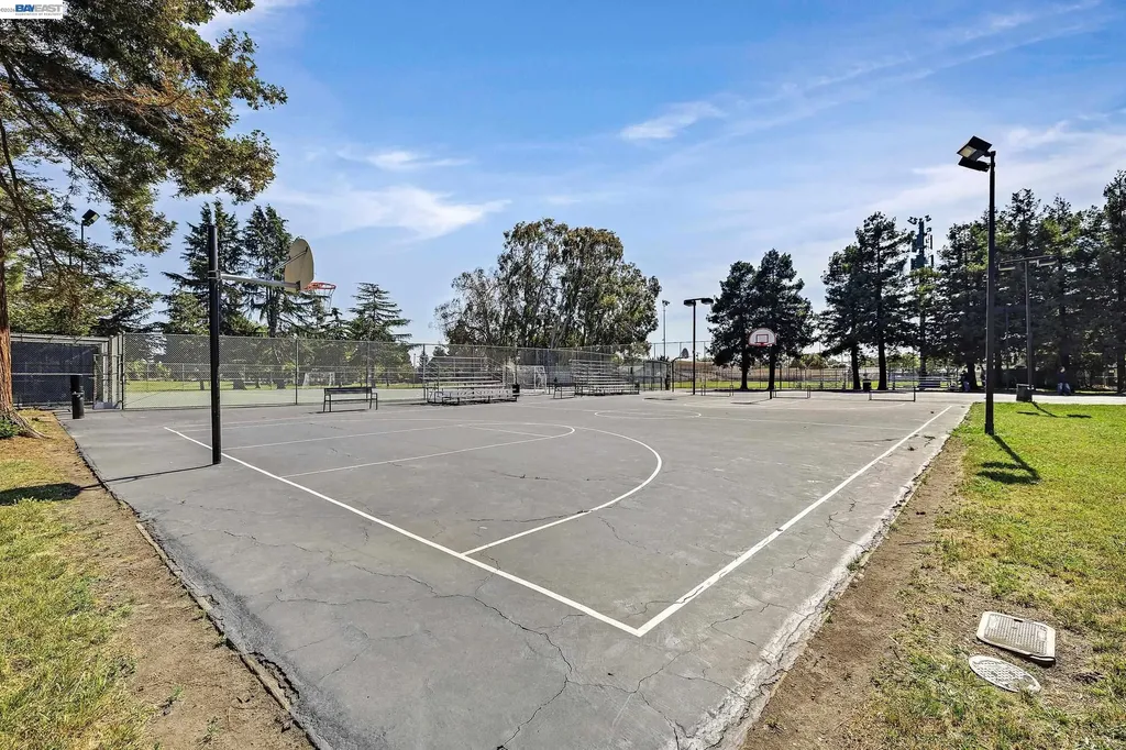 1029 Cheryl Ann Circle Hayward CA 94544