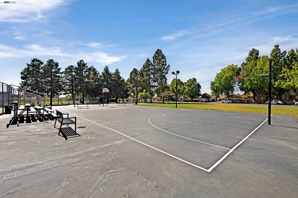 1029 Cheryl Ann Circle Hayward CA 94544