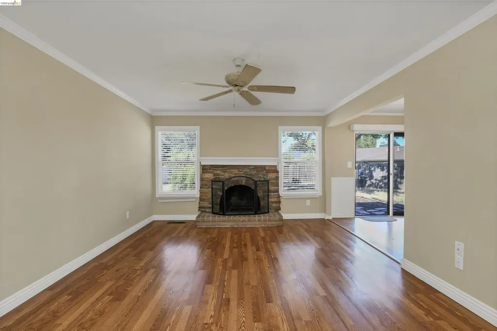 2123 Camelia Court Pittsburg CA 94565