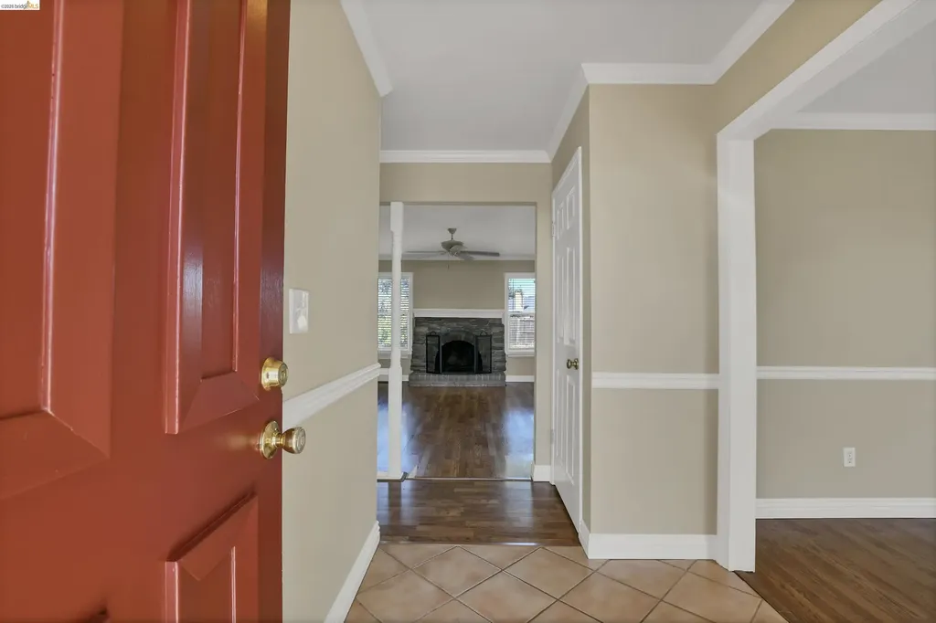 2123 Camelia Court Pittsburg CA 94565