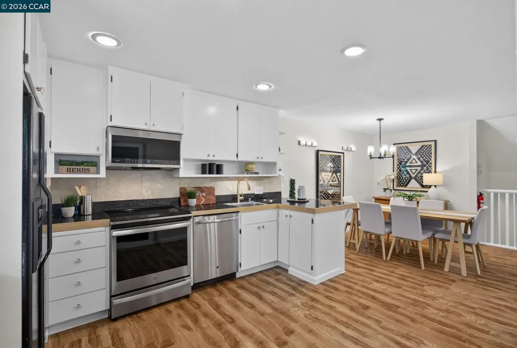 911 Dewing Avenue Lafayette CA 94549