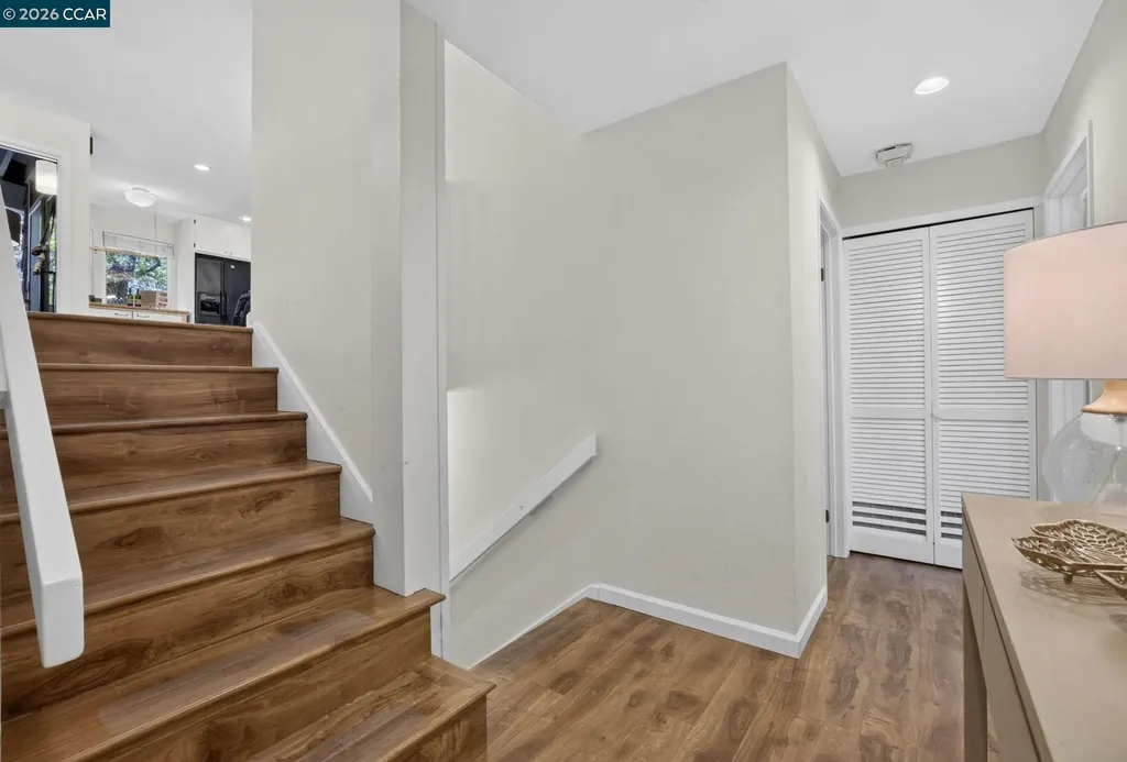 911 Dewing Avenue Lafayette CA 94549