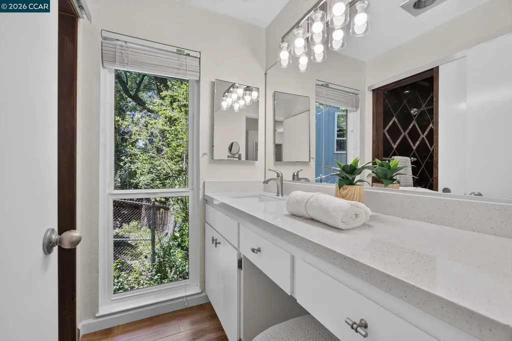 911 Dewing Avenue Lafayette CA 94549
