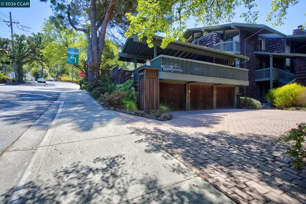 911 Dewing Avenue Lafayette CA 94549