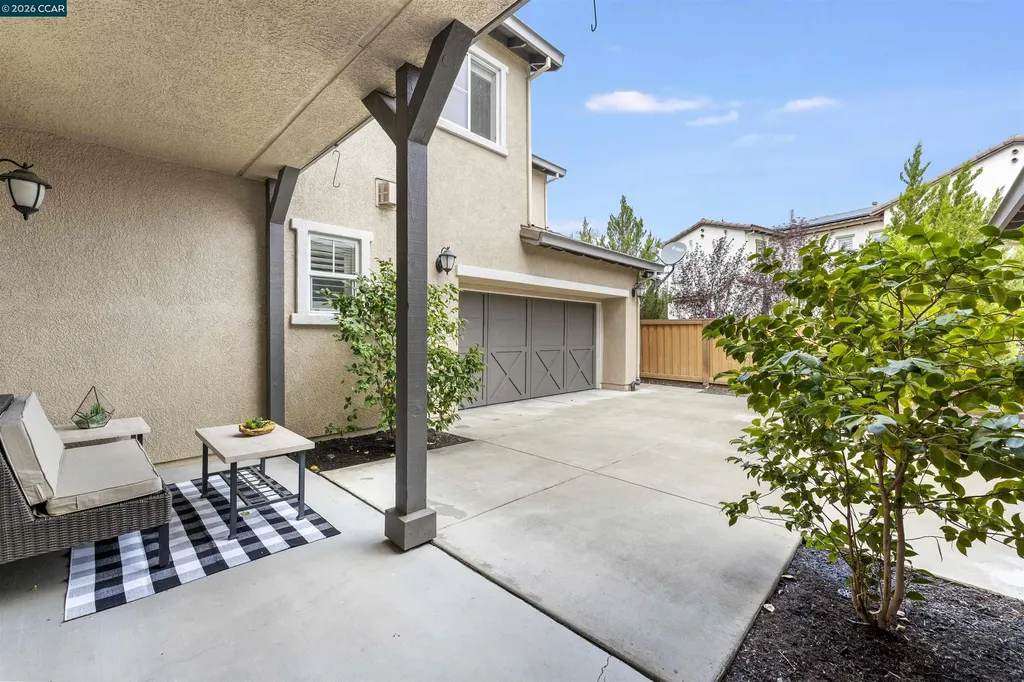 2151 Carmenere Street Danville CA 94506