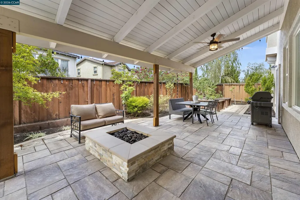 2151 Carmenere Street Danville CA 94506