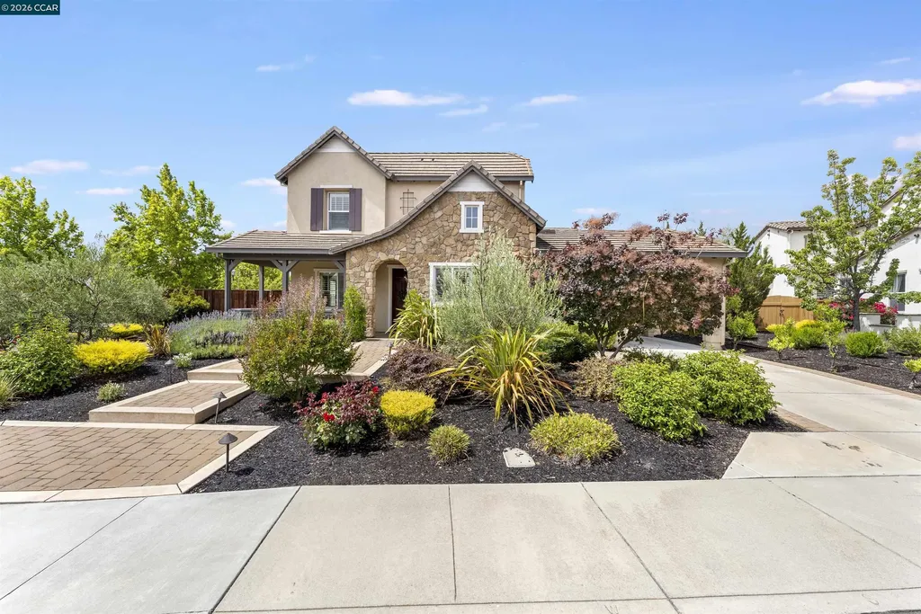 2151 Carmenere Street Danville CA 94506