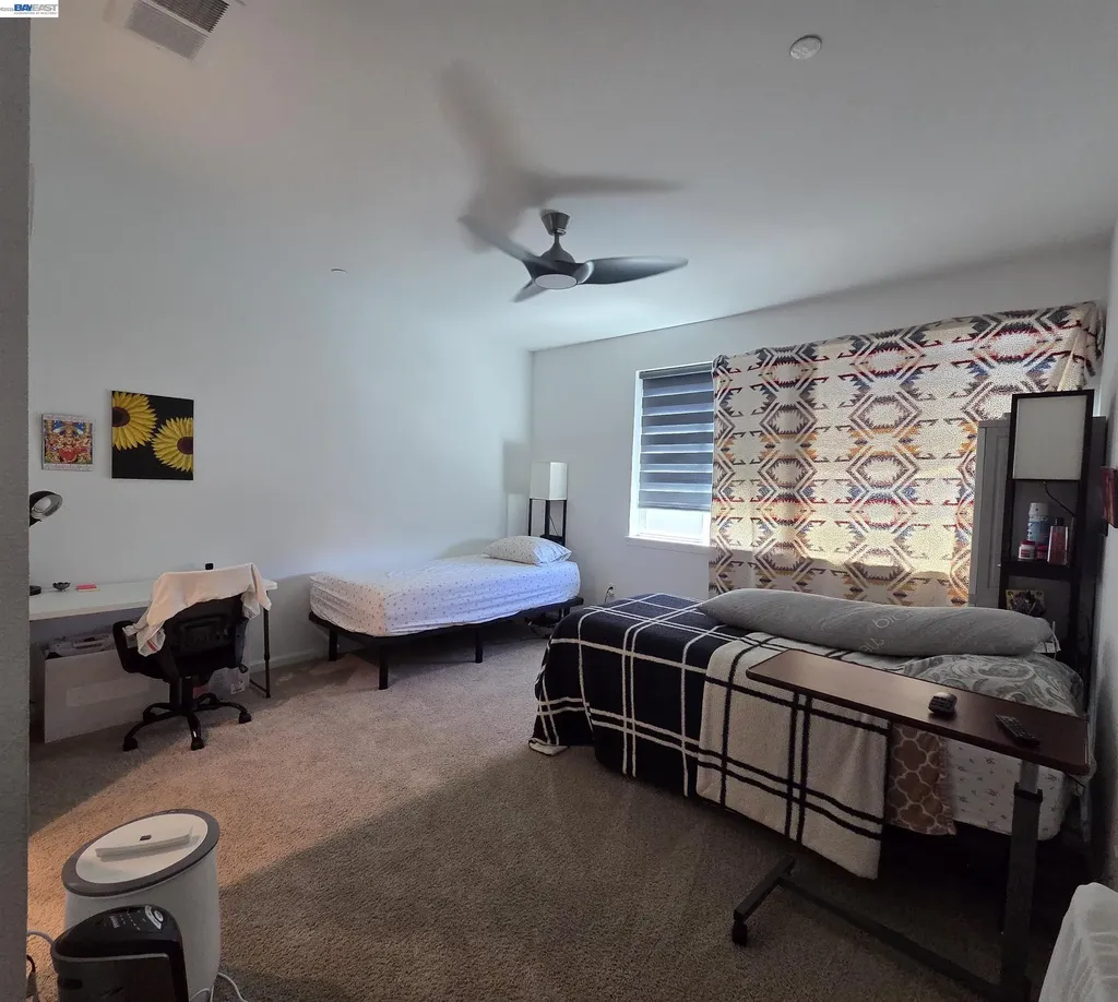 5585 Holly Bay Avenue Dublin CA 94568