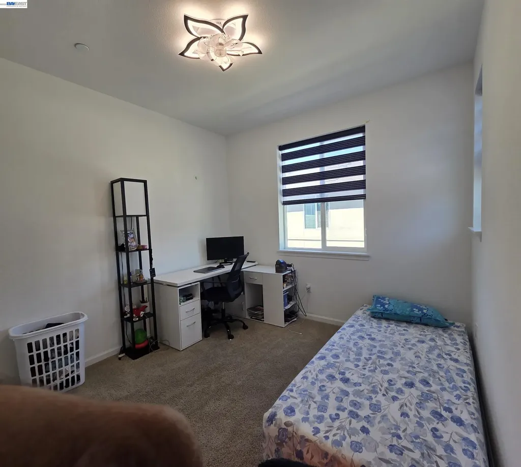 5585 Holly Bay Avenue Dublin CA 94568