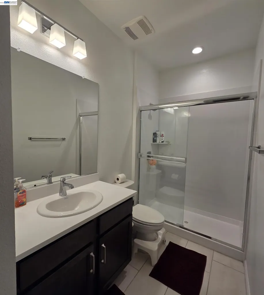 5585 Holly Bay Avenue Dublin CA 94568