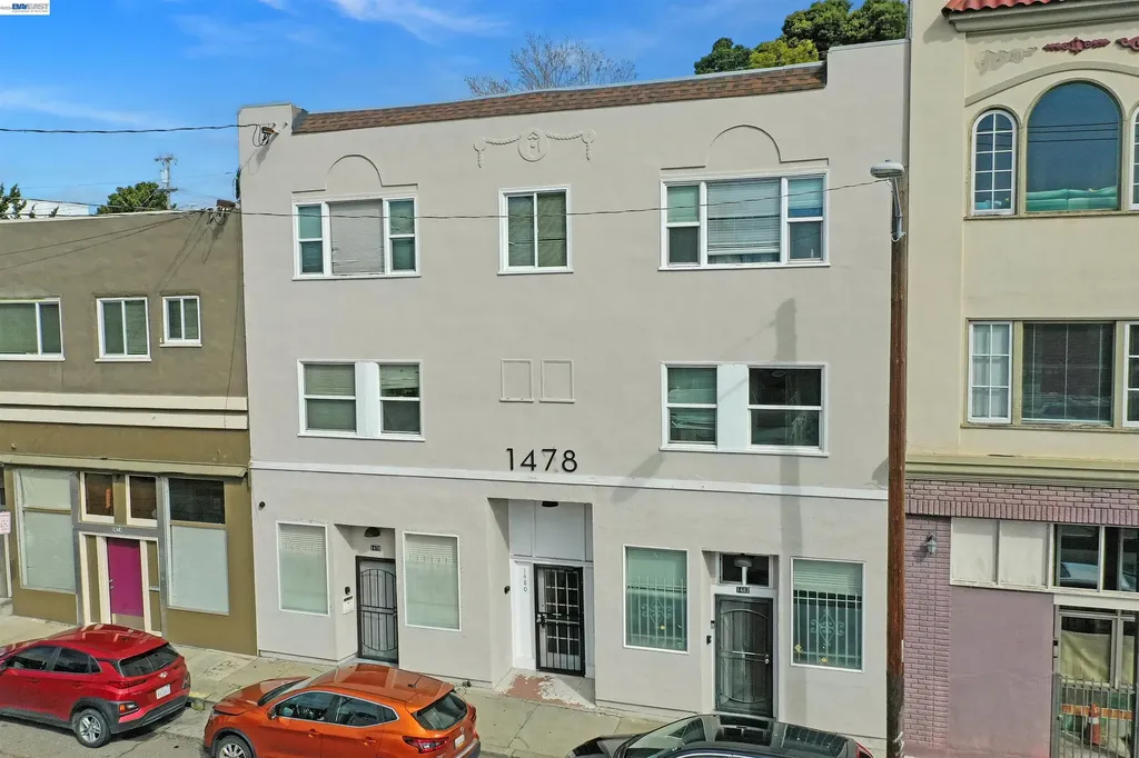 Oakland CA, 1478 Macarthur Boulevard