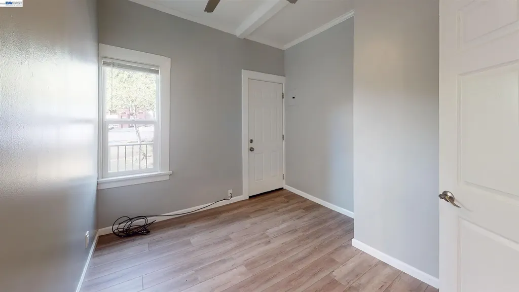 1478 Macarthur Boulevard Oakland CA 94602
