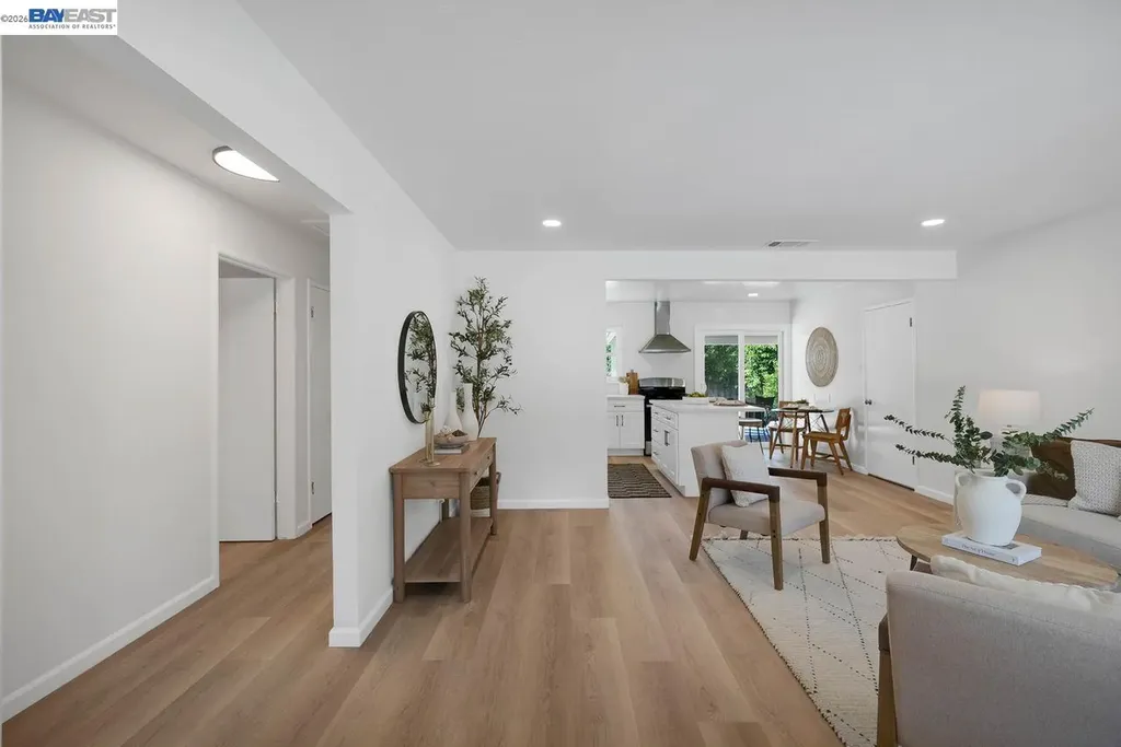 33327 2nd Street Union City CA 94587