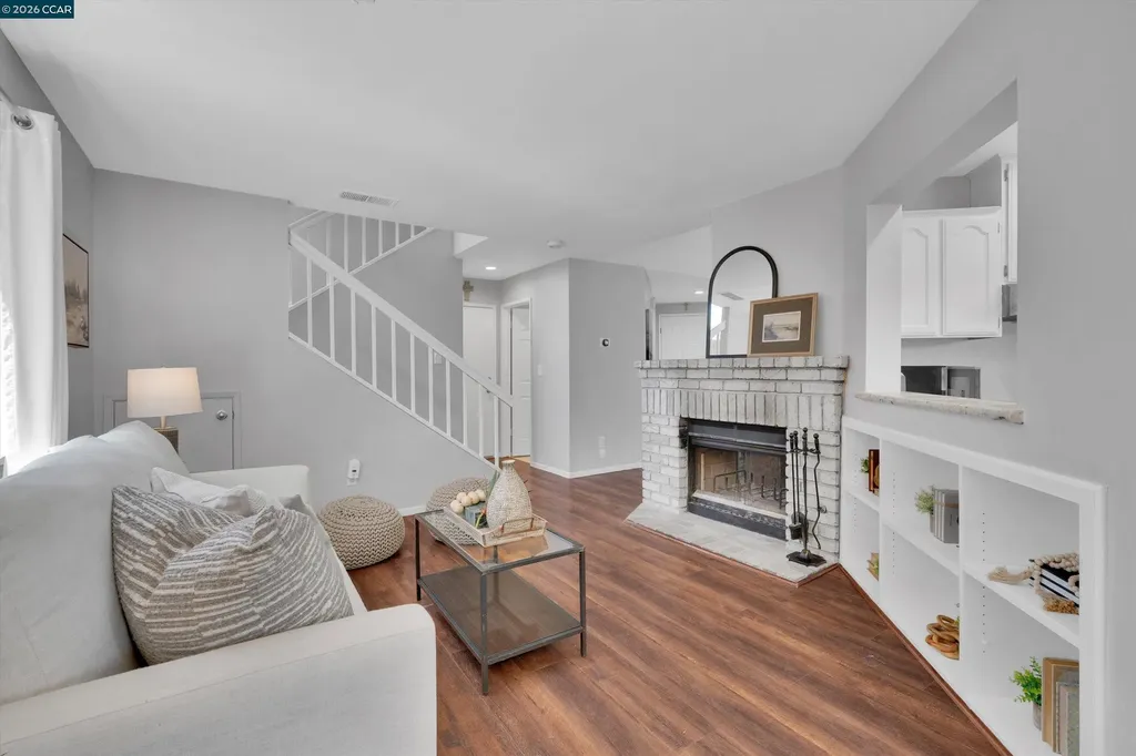 400 Devon Court Oakley CA 94561