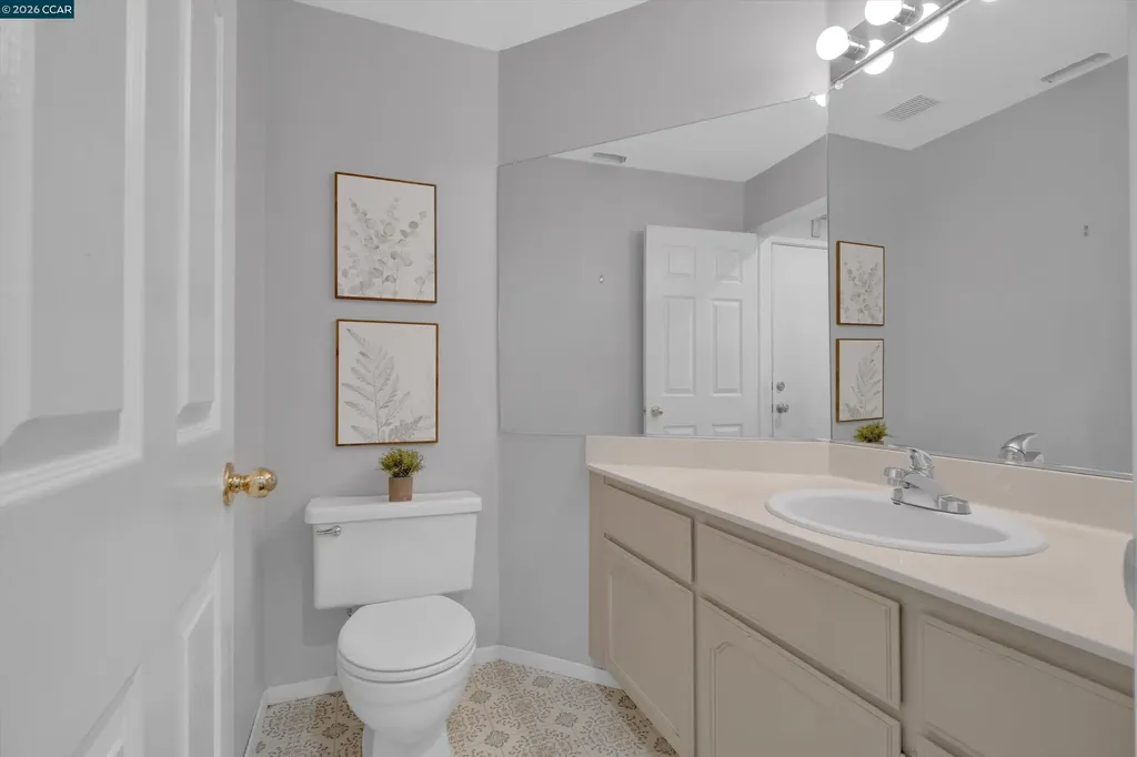 400 Devon Court Oakley CA 94561