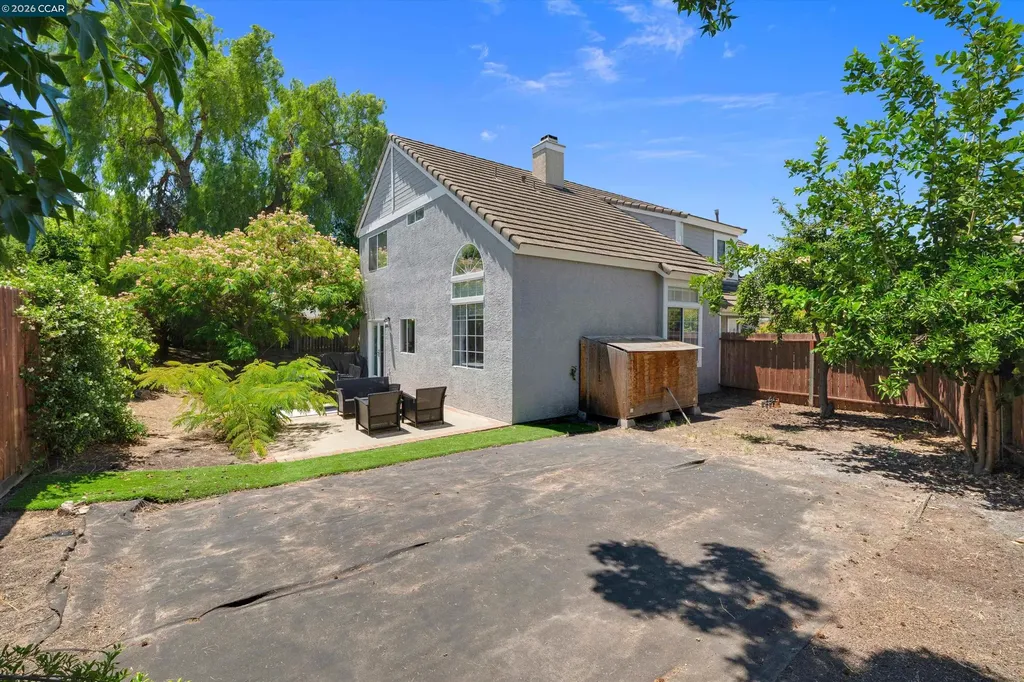 400 Devon Court Oakley CA 94561