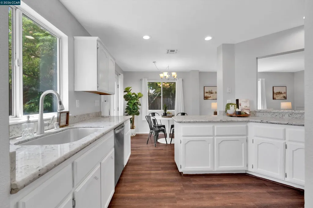400 Devon Court Oakley CA 94561