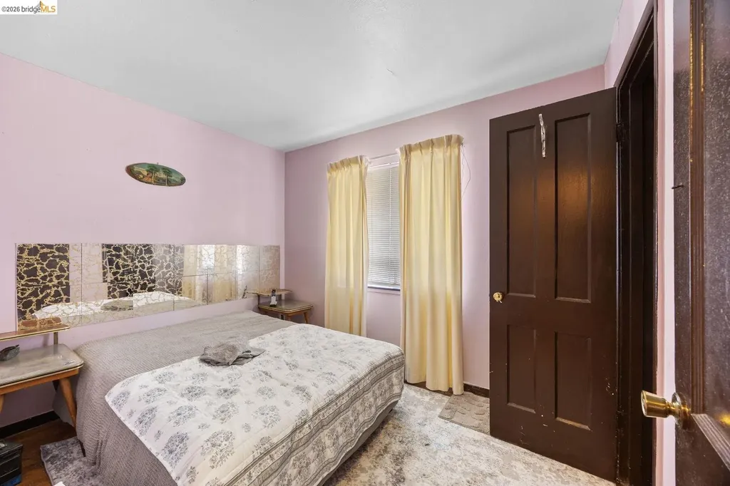 9527 Coral Road Oakland CA 94603