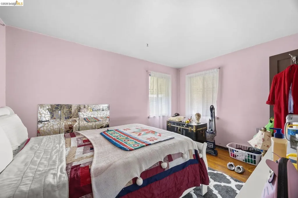 9527 Coral Road Oakland CA 94603