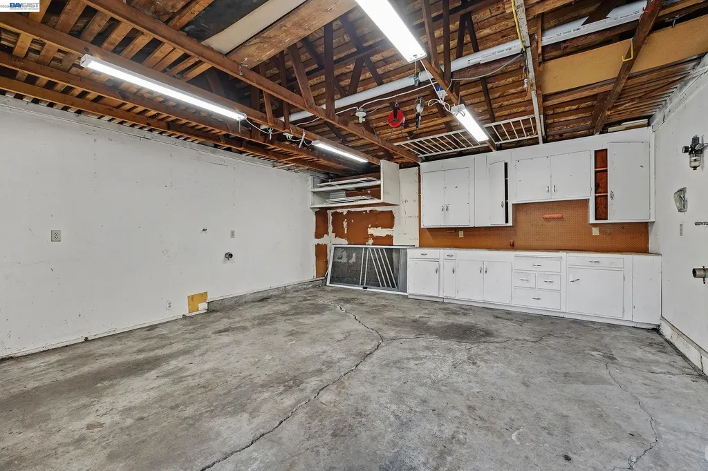 1987 San Rafael Street San Leandro CA 94577