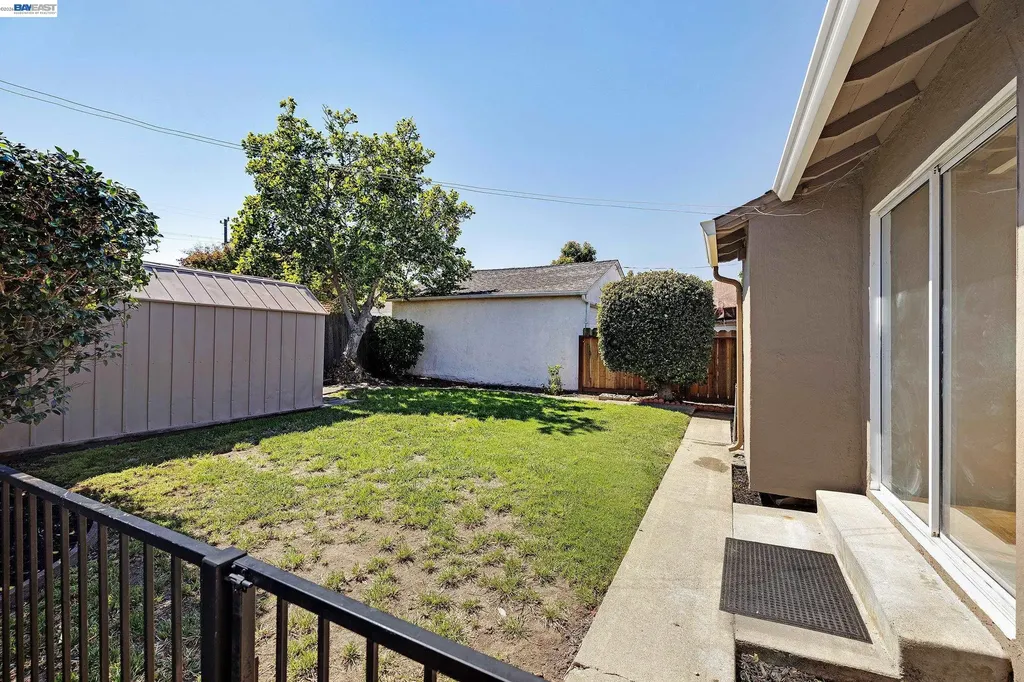 1987 San Rafael Street San Leandro CA 94577