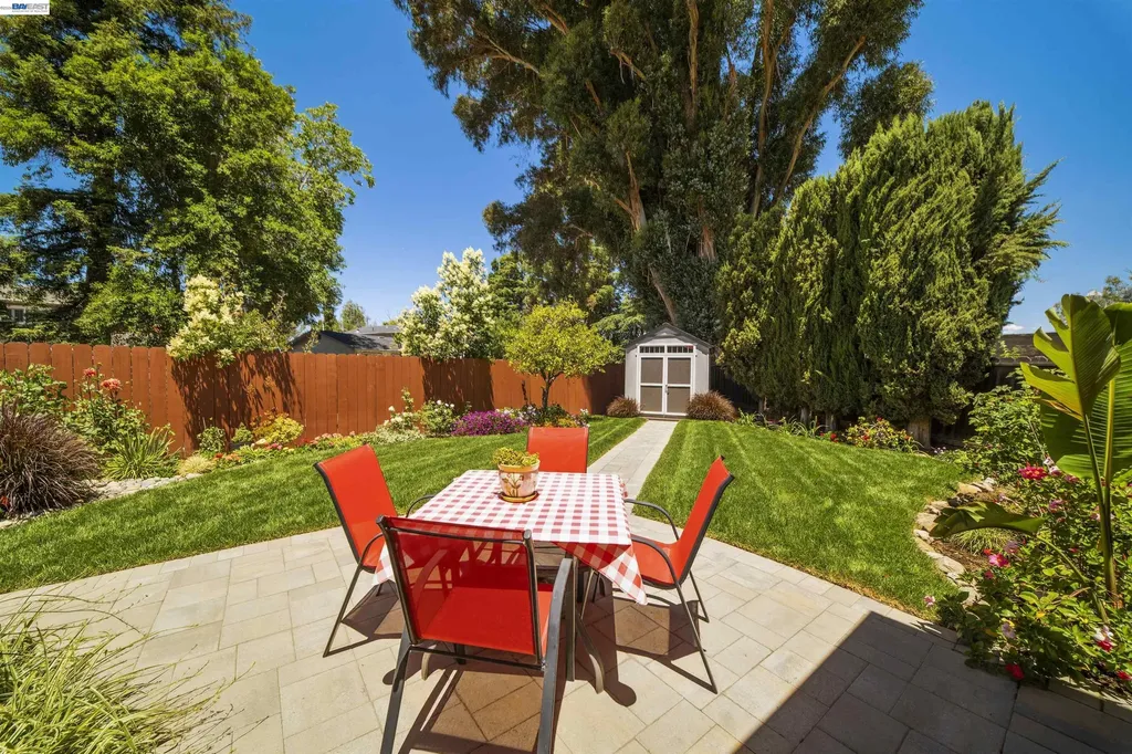 7365 Tulipwood Circle Pleasanton CA 94588