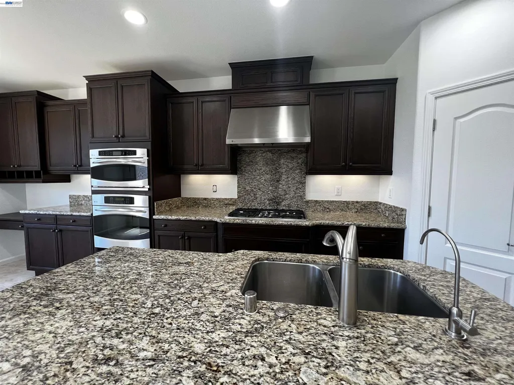 5556 Wells Lane San Ramon CA 94582