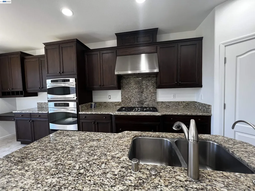 5556 Wells Lane San Ramon CA 94582