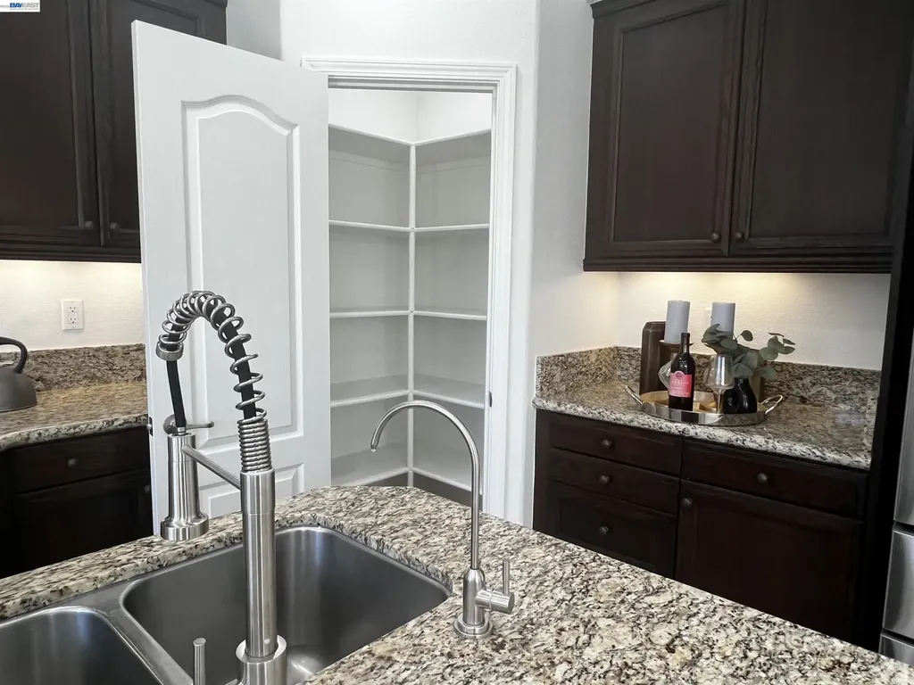 5556 Wells Lane San Ramon CA 94582