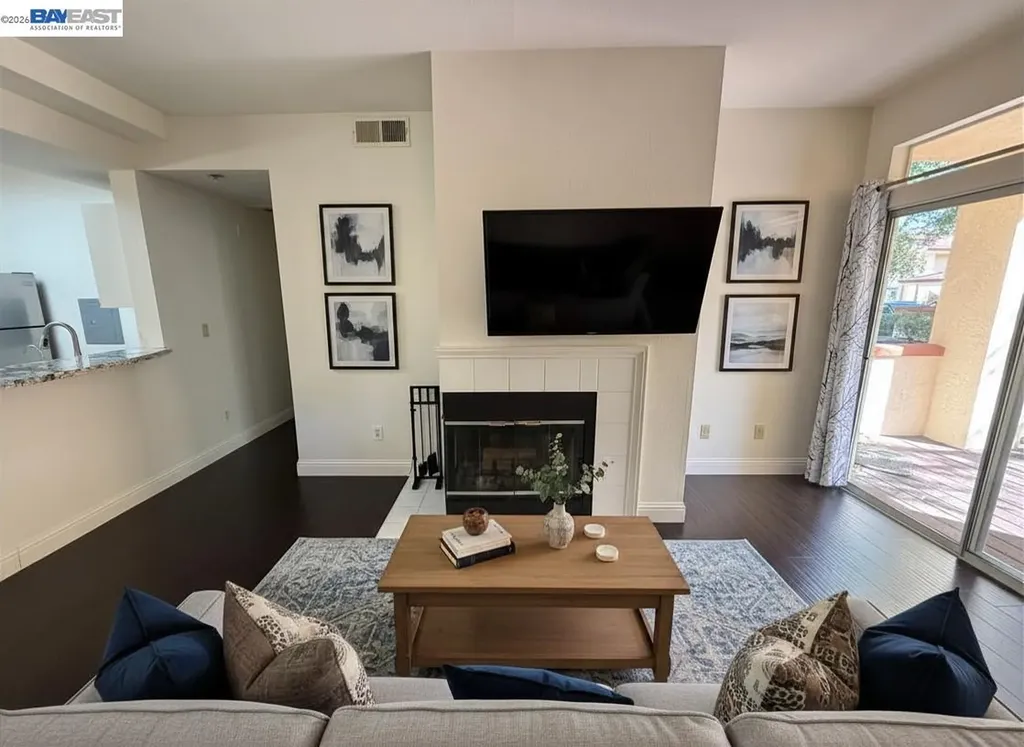 6978 Dublin Meadows Street Dublin CA 94568