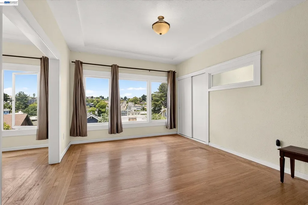 753 Warfield Avenue Oakland CA 94610
