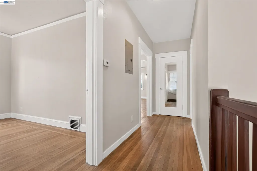 753 Warfield Avenue Oakland CA 94610