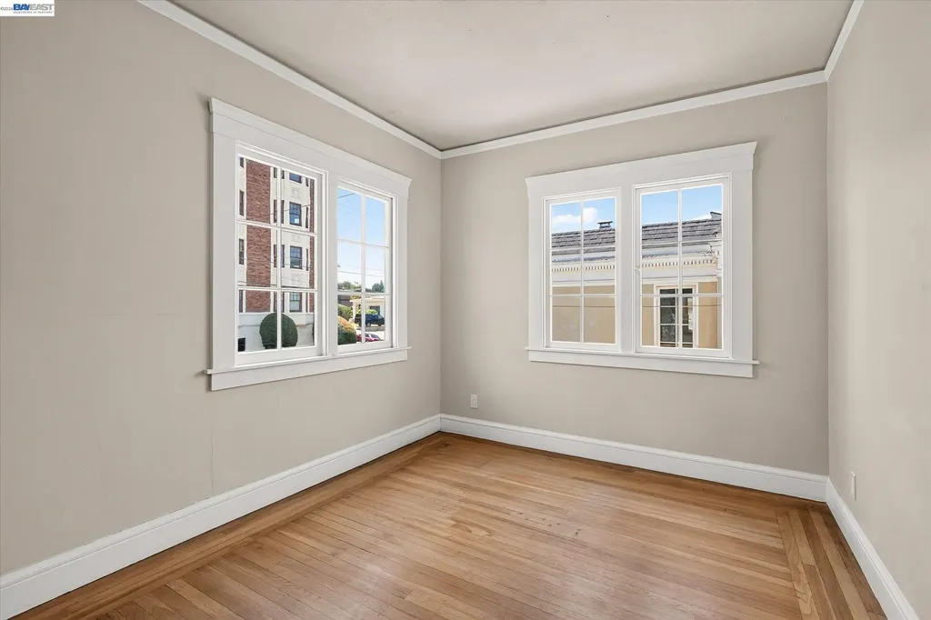 753 Warfield Avenue Oakland CA 94610
