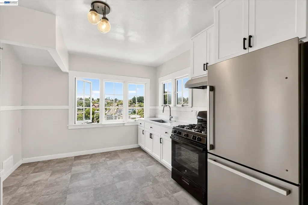 753 Warfield Avenue Oakland CA 94610
